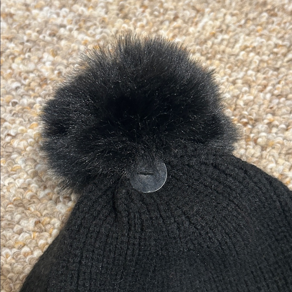 NWT Karl Lagerfeld Paris Black Beanie with Rinestones & Faux Fur Pom Pom - Picture 3 of 7